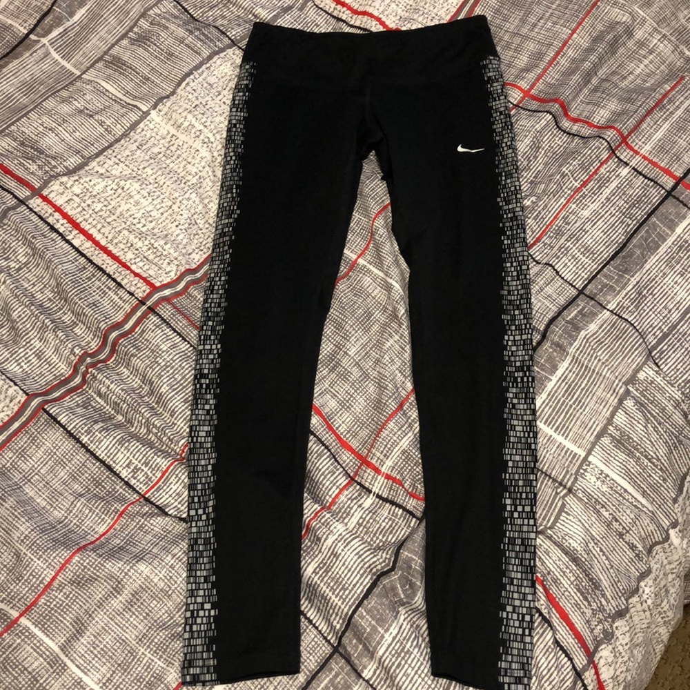 Nike leggings